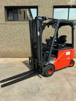 Elektro 4 Rad 2007  Linde E20 PH (1)