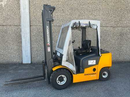 Dieselový VZV 2014 Jungheinrich DFG 425 (2)