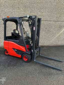 Carrelli elettrici 4 ruote 2016  Linde E20 PH 02 (2)