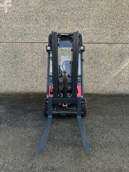 Carrelli elettrici 4 ruote 2016  Linde E20 PH 02 (3)