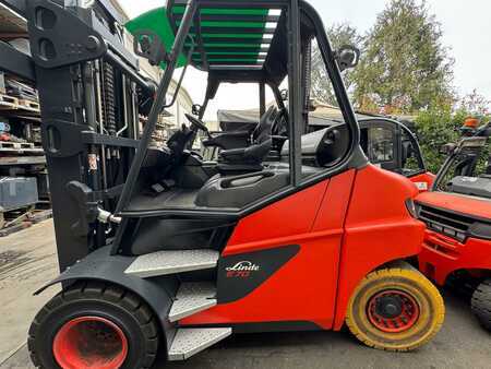 Carrelli elettrici 4 ruote 2021 Linde E70 (4)