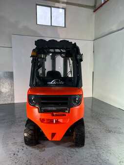 Diesel Forklifts - Linde H25D (5)
