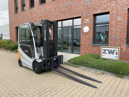 Eléctrica de 4 ruedas 2017  Still RX 60-25 (3)