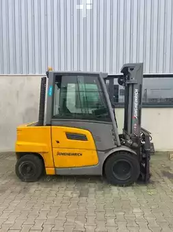 Wózki widłowe diesel 2020  Jungheinrich DFG 435 (1)