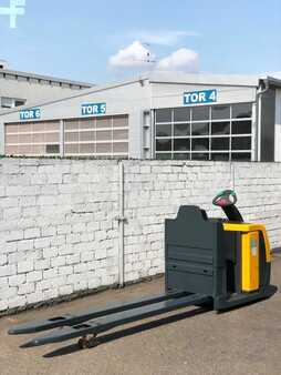Recogepedido vertical 2011  Jungheinrich ECE 220 Service Neu - nur 2.375 Std. (2)