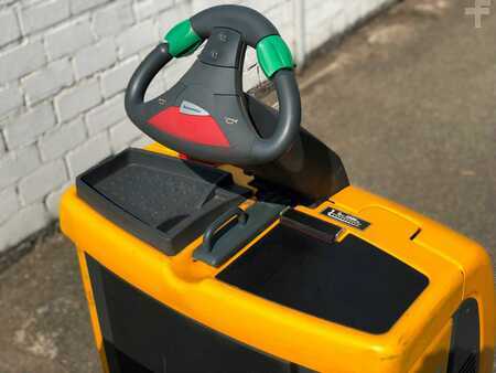 Recogepedido vertical 2011  Jungheinrich ECE 220 Service Neu - nur 2.375 Std. (3)