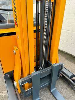 Reach Truck 2014  Jungheinrich ETV 216 Service Neu - Batterie 80% - 5.693 Std. - 9,02m Hub (7)