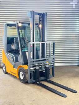 LPG VZV 2012  Jungheinrich TFG 320s Service Neu - VW Motor - 4.5m Hub - 2t (2)