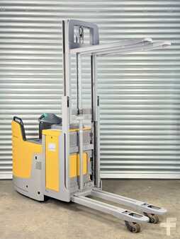 Apilador eléctrico 2017  Jungheinrich ERD FP220 ERD 220 - Service Neu - Batterie 84% - 2.010 mm Hub - 2t (3)