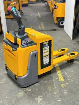 Wózki niskiego podnoszenia 2016  Jungheinrich ERE 120 Service Neu - Batterie 82% - Nur 4.046 Std. (1)