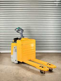 Lavtløftende truck 2016  Jungheinrich ERE 120 ERE 120 - Service Neu - Batterie 82% - Nur 4.046 Std. (5)