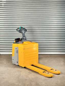 Lavtløftende truck 2016  Jungheinrich ERE 120 ERE 120 - Service Neu - Batterie 82% - Nur 4.046 Std. (6)