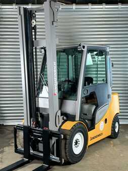 Diesel heftrucks 2019  Jungheinrich 26692 (1)