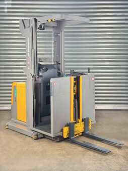 Horizontal Order Pickers 2018  Jungheinrich EKS 110 Service Neu - Batterie 82% - 2.8m ArbeitshÃ¶he (4)