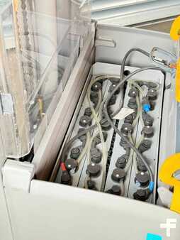 Wózek wysokiego podnoszenia 2017  Jungheinrich ERC 212 Service Neu - Batterie 80% - 2,5m Hub (9)