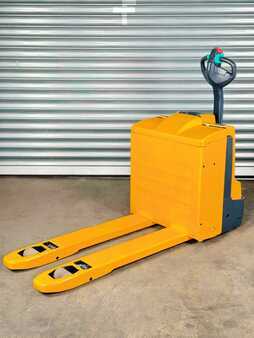 Niederhubwagen 2013  Jungheinrich EJE 220 Service Neu - Batterie 82% - 2t (1)