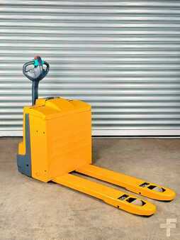 Niederhubwagen 2013  Jungheinrich EJE 220 Service Neu - Batterie 82% - 2t (5)