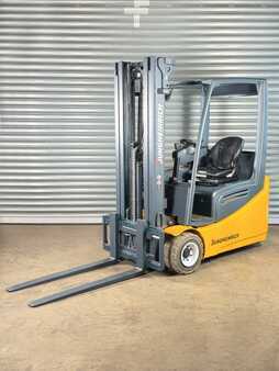 Elektro 3 Rad 2015  Jungheinrich EFG 218 EFG 218 - Service Neu - Batterie 95% - Triplex 1.8t (1)