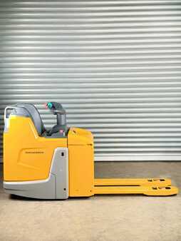 Wózki niskiego podnoszenia 2017  Jungheinrich ERE 120 Service Neu - Batterie 80% - 2t (6)