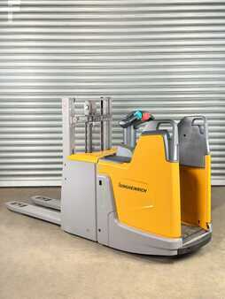 Wózek wysokiego podnoszenia 2020  Jungheinrich ERD 220 Service Neu - Batterie 83% - 2,01m Hub - 2t (2)