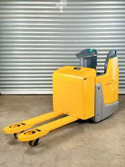 Wózki niskiego podnoszenia 2017  Jungheinrich ERE 120 Service Neu - Batterie 86% - Nur 3.794 Std. - 2t (1)