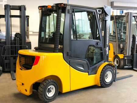 Carretilla elevadora diésel 2015  Jungheinrich DFG 435s Service Neu - 5m Hub - 3,5t - 6.144 Std. - Vollkabine (3)