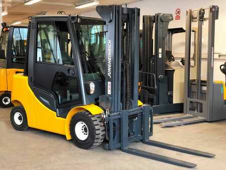 Carretilla elevadora diésel 2015  Jungheinrich DFG 435s Service Neu - 5m Hub - 3,5t - 6.144 Std. - Vollkabine (4)