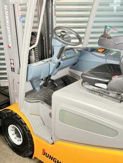 Elektryczne 4-kołowe 2015  Jungheinrich EFG 430ks Service Neu - Batterie 90% - 5m Hub - 3t -Nur 2.623 Std. (6)