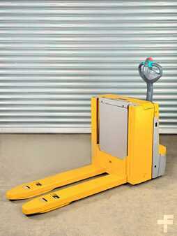 Niederhubwagen 2015  Jungheinrich EJE C20 Service Neu - Batterie 70% - 2t - Doppelstock (1)