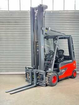 Elektro 4 Rad 2014  Linde E30L-01 Linde E30L - 7.46m Hub - Service Neu -Batterie Neu + Garantie (1)