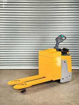 Niederhubwagen 2016  Jungheinrich EJE 120 EJE 120 - Service Neu - Batterie 95% (1)
