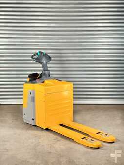 Niederhubwagen 2016  Jungheinrich EJE 120 EJE 120 - Service Neu - Batterie 95% (6)
