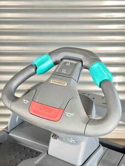Vertikal-Kommissionierer 2019  Jungheinrich ECE 225 ECE 225 - Service Neu - nur 2.214 - Batterie 85% (5)