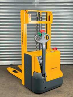 Apilador eléctrico 2012  Jungheinrich EJC 110 EJC 110 - Service Neu + Garantie - nur 890Std. (5)