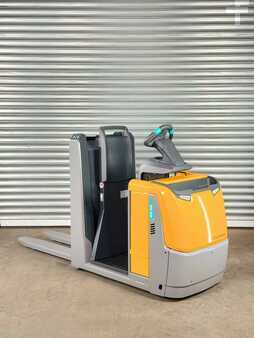 Vertikal-Kommissionierer 2019  Jungheinrich ECE 310HP ECE 310HP - Service Neu - 3.545Std. - Batterie 84% (6)