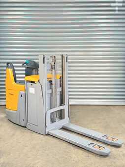 Hochhubwagen 2019  Jungheinrich ERD 220 ERD 220 - Service Neu + Garantie - nur 3226 Std. (3)