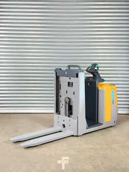 Vertikal-Kommissionierer 2019  Jungheinrich ECE 310HP ECE 310HP - Service Neu - nur 3.716 Std. - Bj.2019 (2)