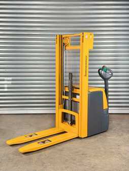 Hochhubwagen 2015  Jungheinrich EJC 214 EJC 214 - Service Neu - Batterie 85% -nur 1.274Std (1)