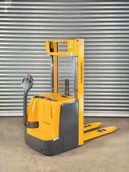Hochhubwagen 2015  Jungheinrich EJC 214 EJC 214 - Service Neu - Batterie 85% -nur 1.274Std (2)