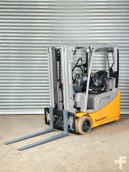 Elektro tříkolové VZV 2017  Jungheinrich EFG 218k EFG 218k - Service Neu - Batterie 88% - Triplex (1)