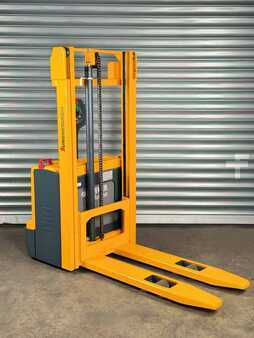 Apilador eléctrico 2013  Jungheinrich EJC 110 EJC 110 (5)