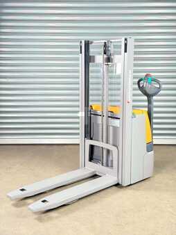 Apilador eléctrico 2015  Jungheinrich EJC 110 EJC 110 - Service Neu - nur 202Std. - Ladegerät (1)