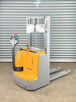 Apilador eléctrico 2015  Jungheinrich EJC 110 EJC 110 - Service Neu - nur 202Std. - Ladegerät (2)