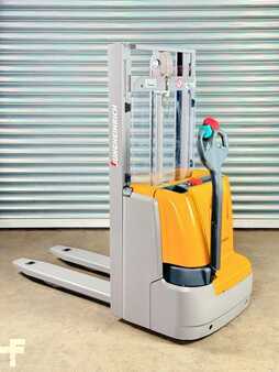 Apilador eléctrico 2015  Jungheinrich EJC 110 EJC 110 - Service Neu - nur 202Std. - Ladegerät (5)