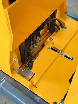 Carrelli retrattili 2011  Jungheinrich ETV 110 ETV 110 - nur 907 Std. - Service Neu -Batterie 90% (7)