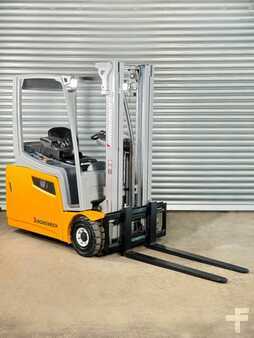 Elektromos 3 kerekű 2017  Jungheinrich EFG 213 EFG 213 - Service Neu - 4.760Std. - Batterie 83% (2)