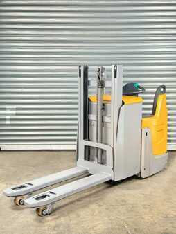 Pinontavaunu 2018  Jungheinrich ERD 220 drive Plus ERD 220 drive Plus - Service Neu - 4269 Std. (1)