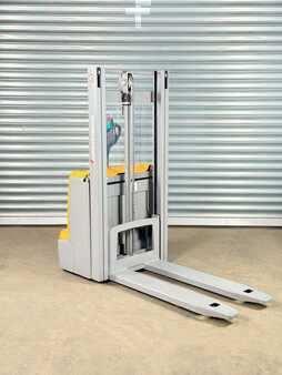 Apilador eléctrico 2019  Jungheinrich EJC 110 EJC 110 - Service Neu - nur 253 Std Int. Ladegerät (4)