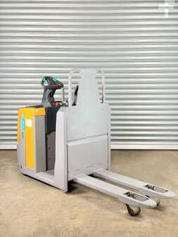 Plocktruckar vertikal 2018  Jungheinrich ECE 225 ECE 225 - Service Neu - Batterie 85% (4)