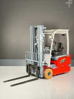 Elektrisk- 3 hjul 2025  Heli CPD16SQ (1)